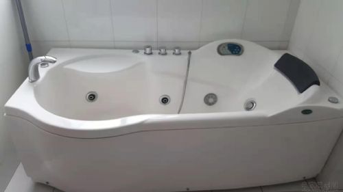 上海奥斯曼浴缸维修电话63185692澳斯曼浴缸漏水维修